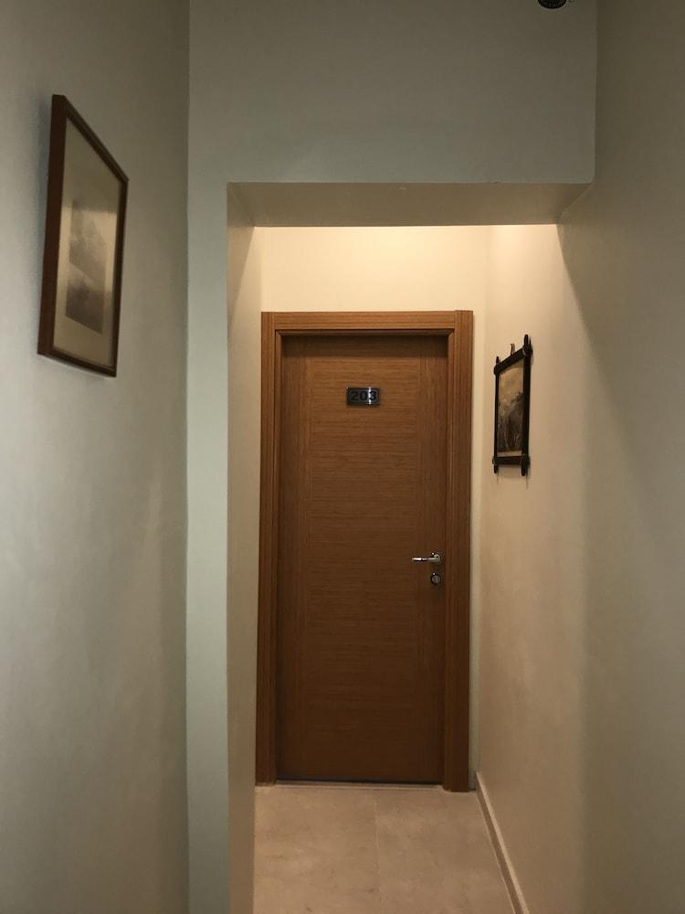Historial Hotel Istanbul Bagian luar foto