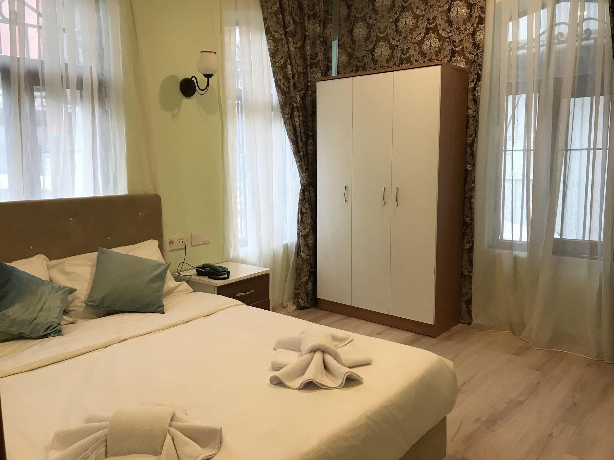 Historial Hotel Istanbul Bagian luar foto