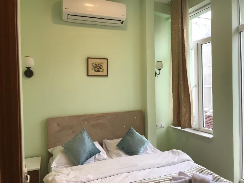 Historial Hotel Istanbul Bagian luar foto